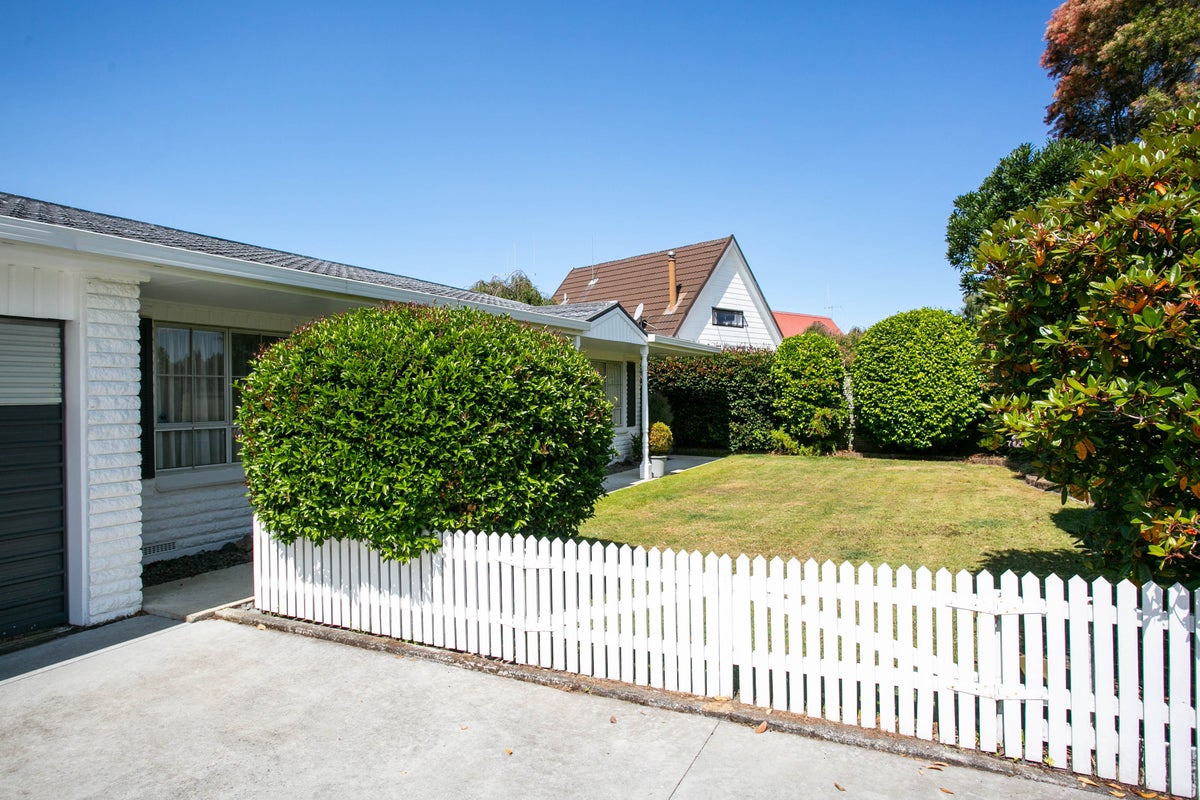 107B Wordsworth Street, Leamington, Cambridge - Carousel 21