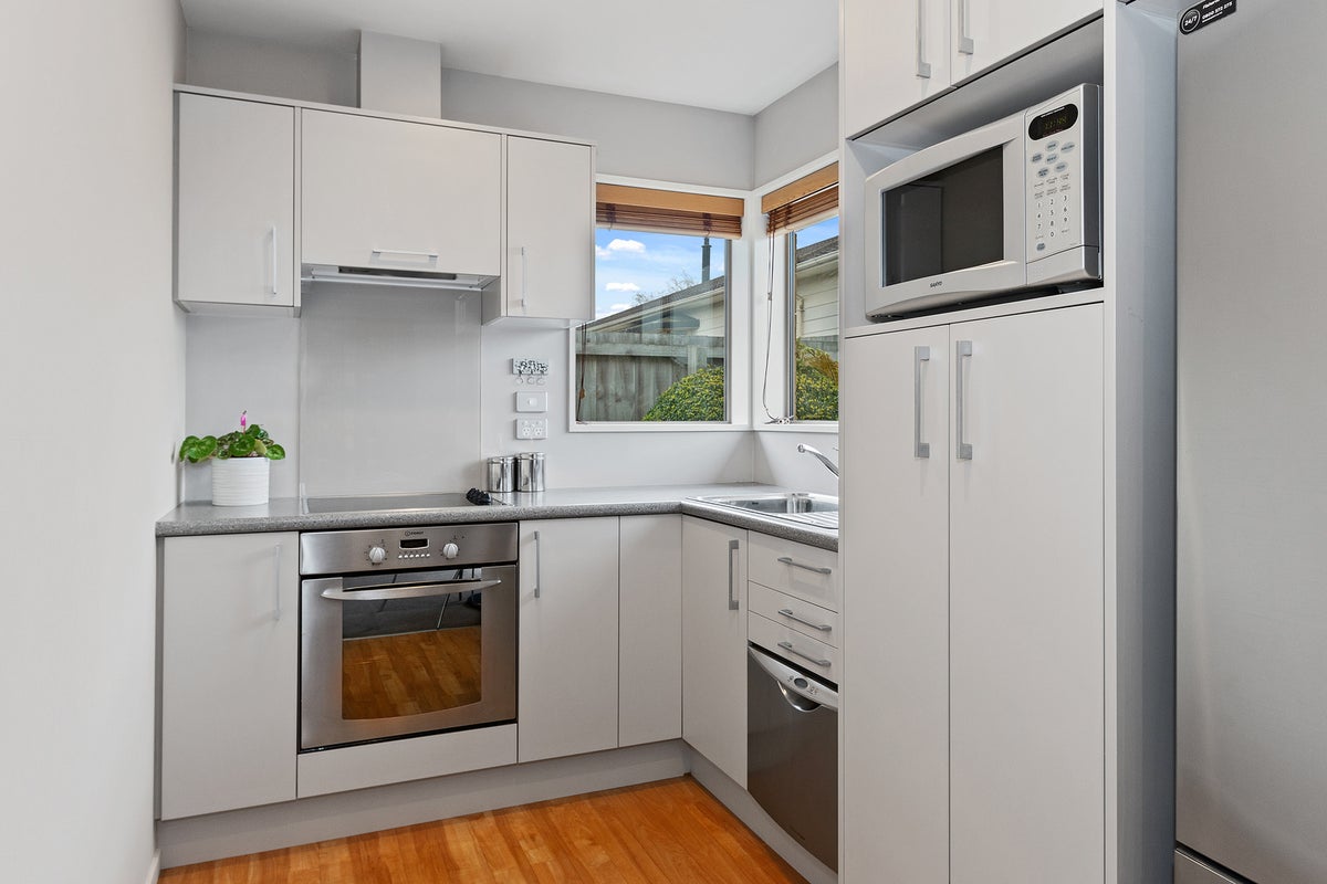 19 Bassett Street, Burwood, Christchurch - Carousel 2