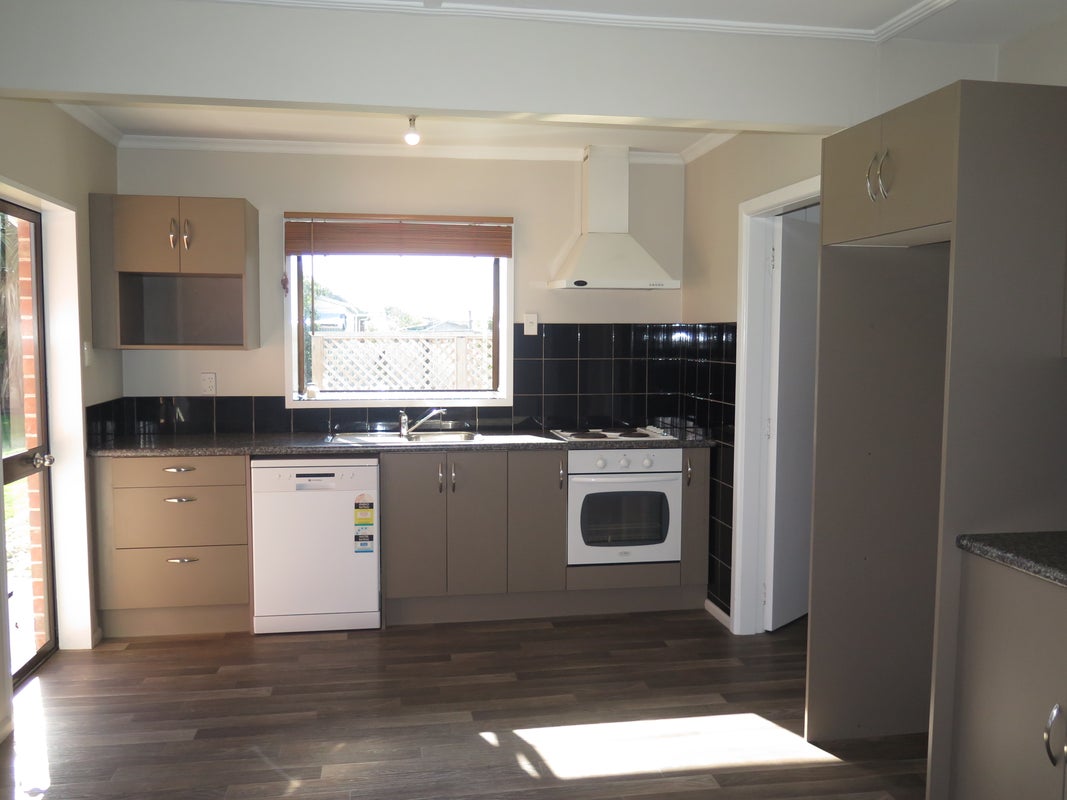 8 Brenda Street, Kensington, Timaru - Carousel 2