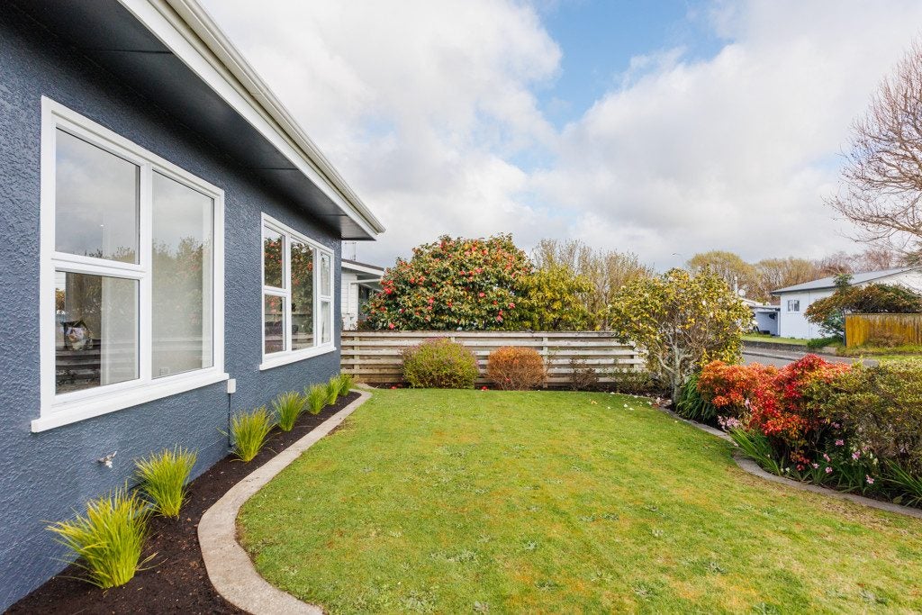 6 Cremorne Avenue, Hokowhitu, Palmerston North - Carousel 50