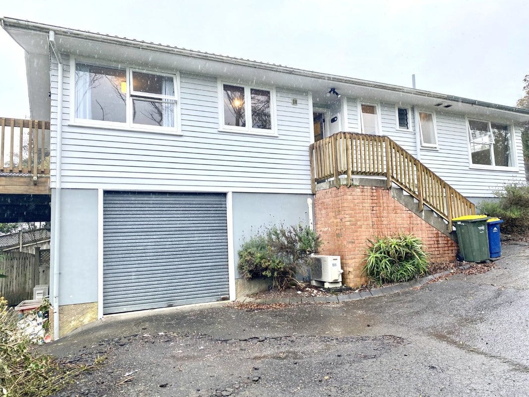 1/5 Erica Road, Sunnynook, Auckland - Carousel 2