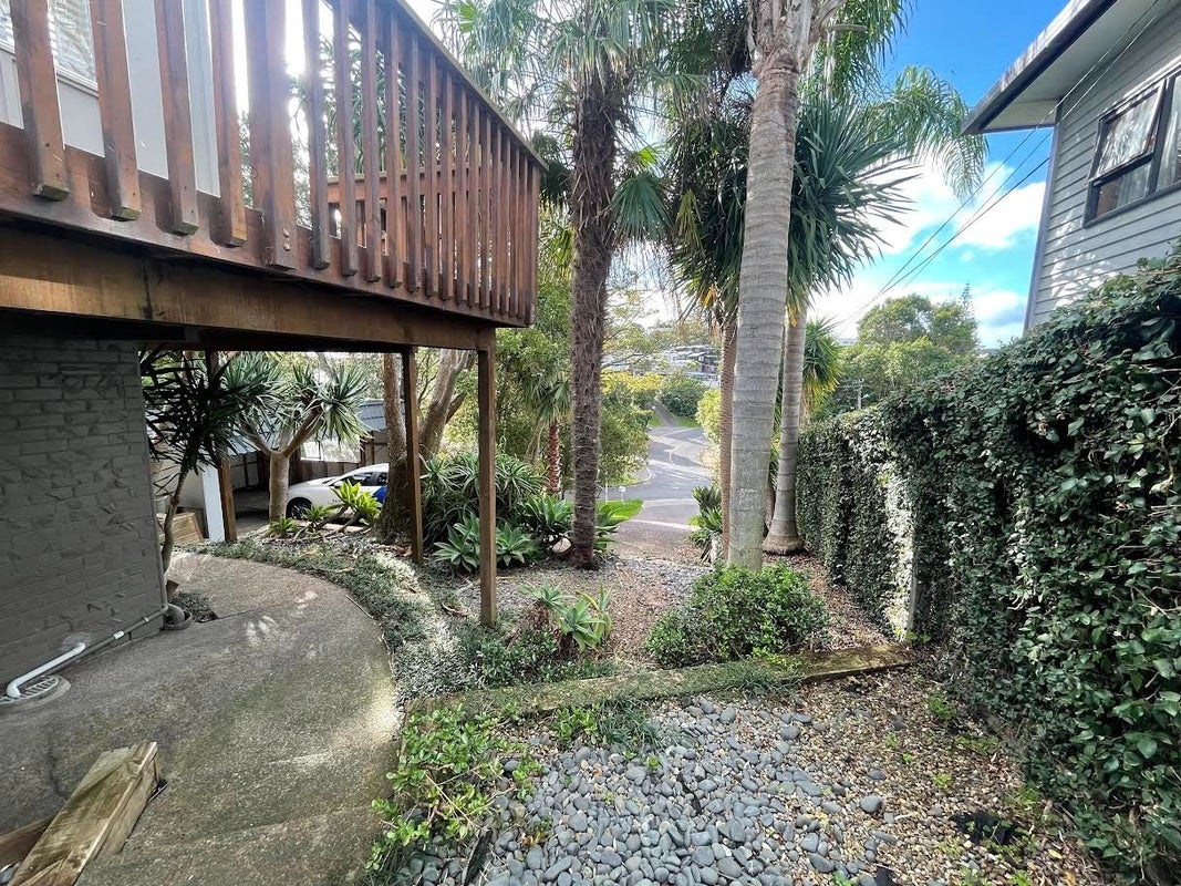 60 Beulah Avenue, Rothesay Bay, Auckland - Carousel 2