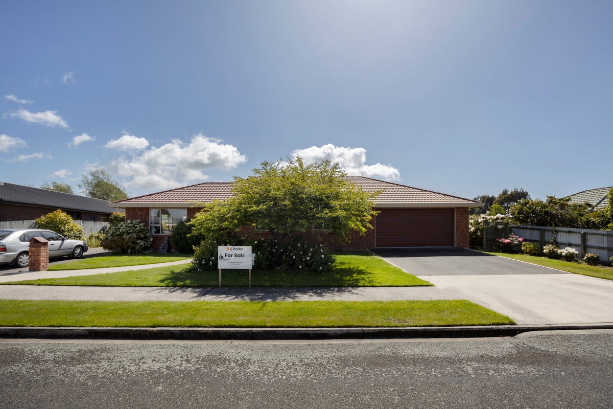 6 Hannah Place, Holmes Hill, Oamaru - Carousel 21