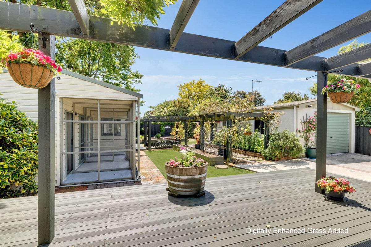 130A Cook Street, West End, Palmerston North - Carousel 2