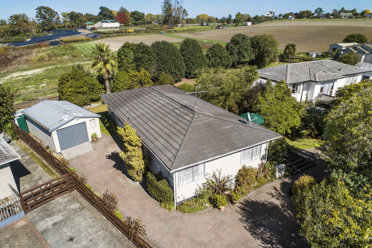 25 Lipton Grove, Opaheke, Papakura - Carousel 1