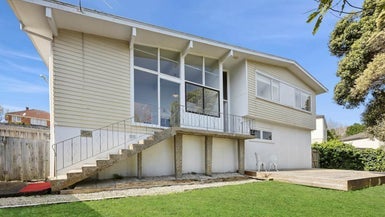 1/23 Ruawai Road, Mount Wellington, Auckland - Carousel 1