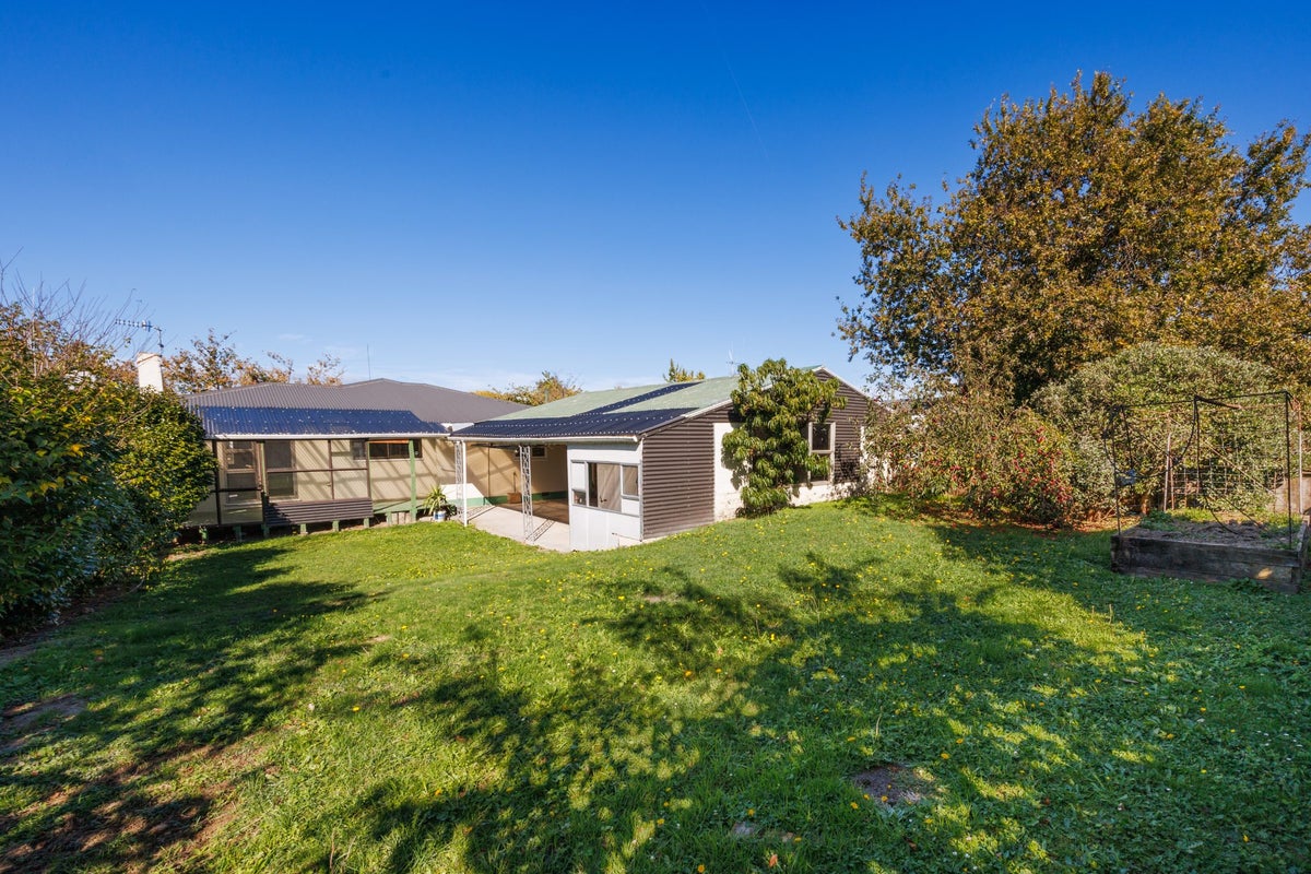 80 Havill Street, Takaro, Palmerston North - Carousel 2