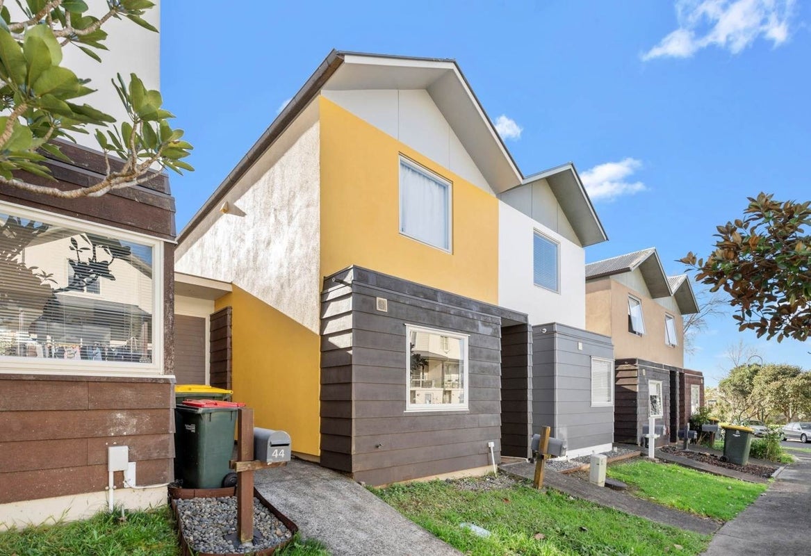 46 Kirikiri Lane, East Tamaki, Auckland - Carousel 1