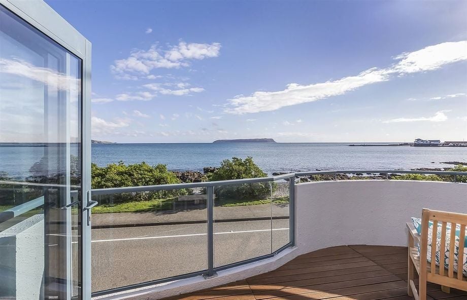 30 Moana Road, Plimmerton, Porirua - Carousel 1