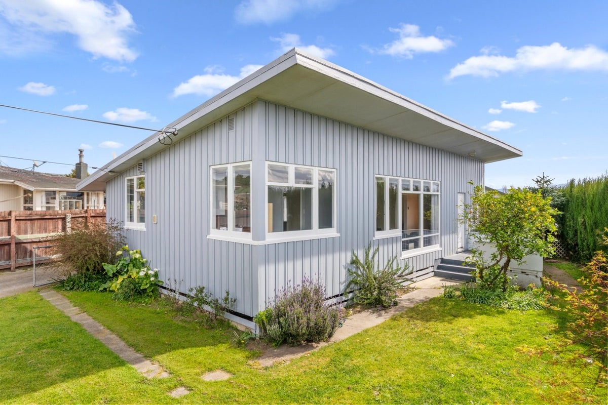 198 Maxwell Road, Redwoodtown, Blenheim - Carousel 1