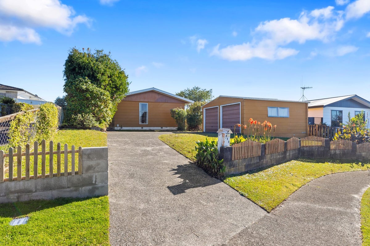 111 Hynds Road, Gate Pa, Tauranga - Carousel 2