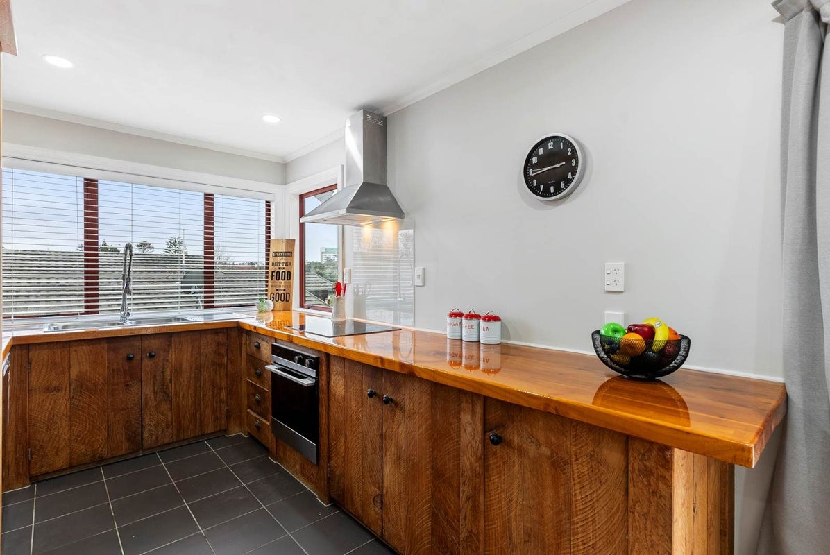 14A Ambler Avenue, Glen Eden, Auckland - Carousel 2