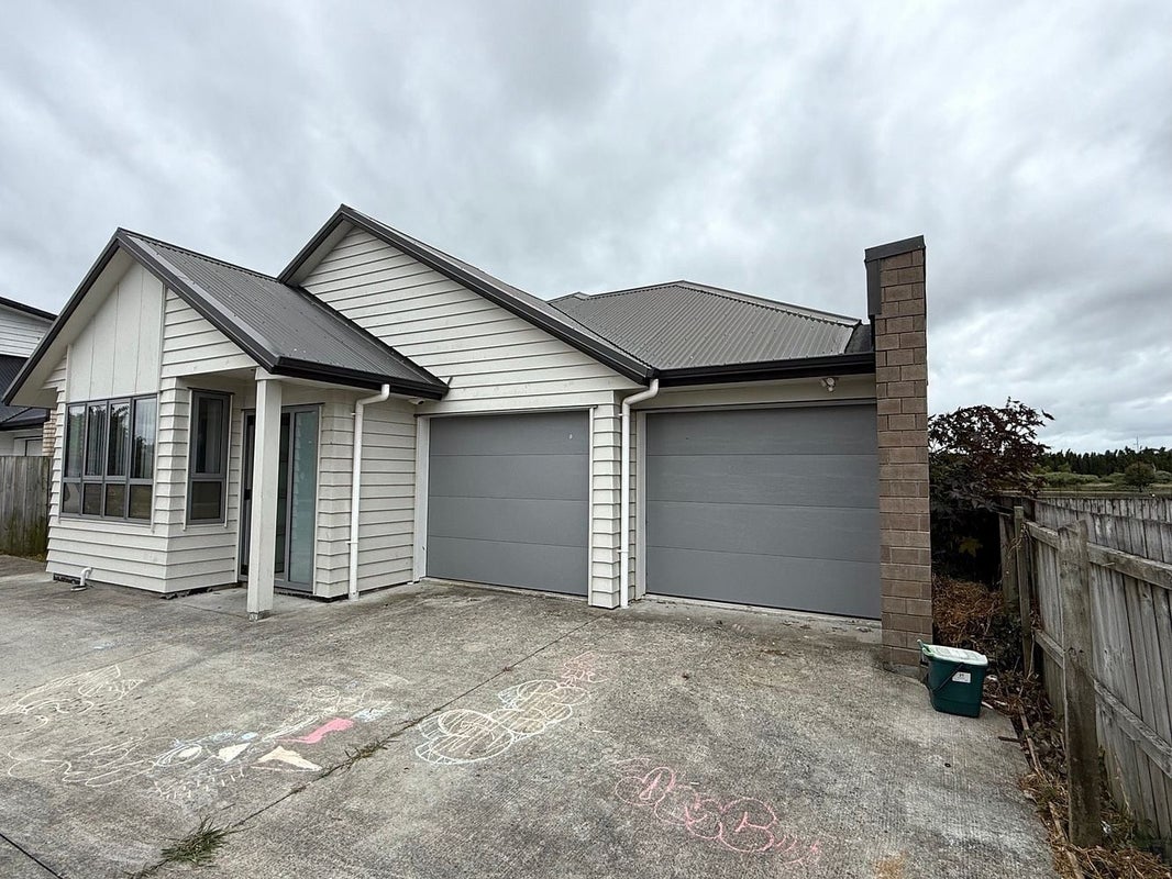 21 Matata Drive, Takanini, Auckland - Carousel 2