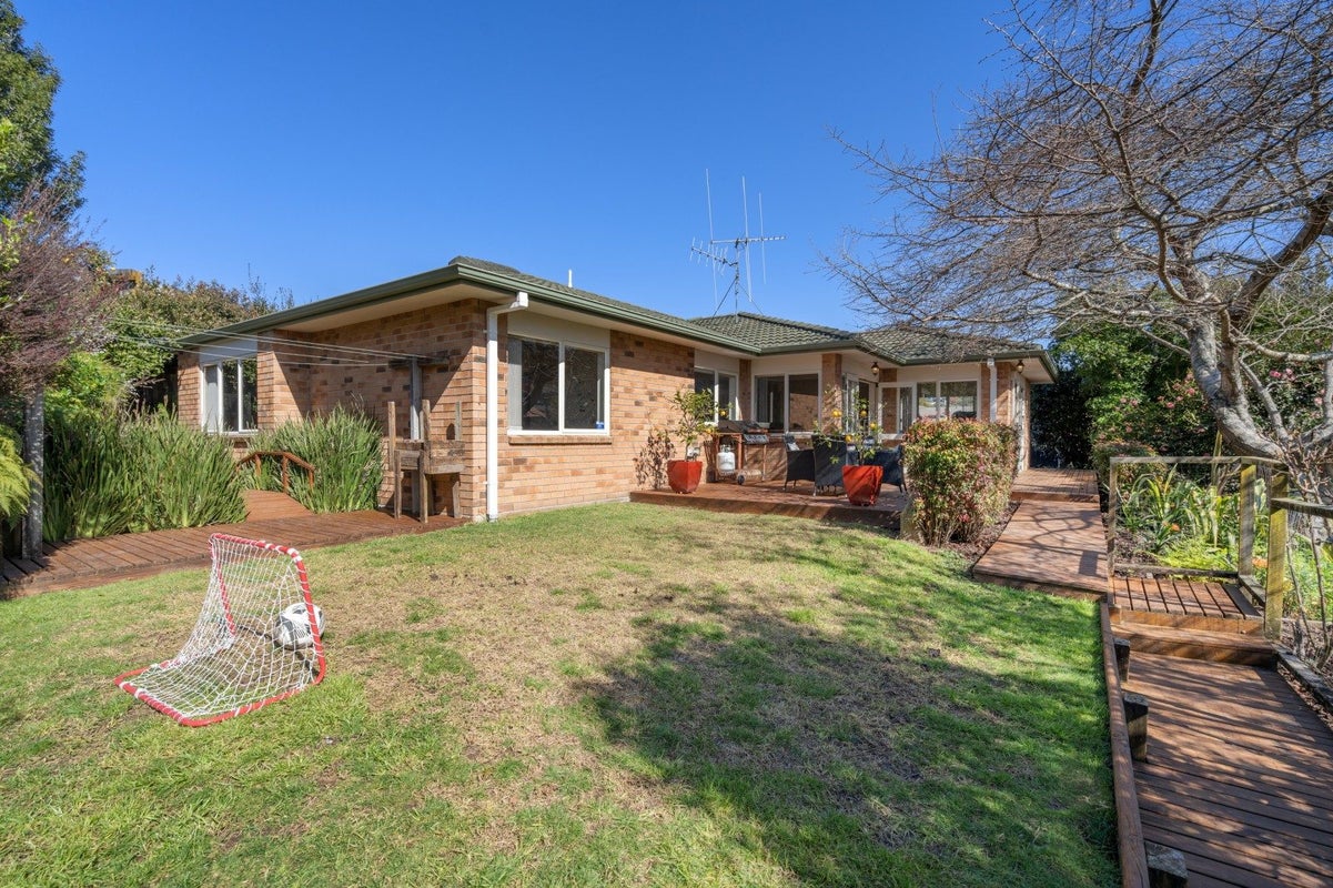 243 Cheyne Road, Pyes Pa, Tauranga - Carousel 1