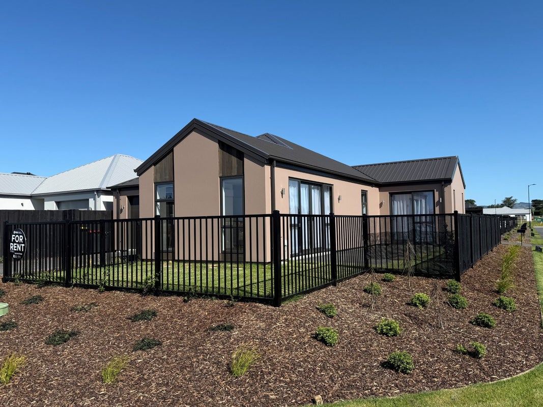 2 Paradise Way, Halswell, Christchurch - Carousel 1