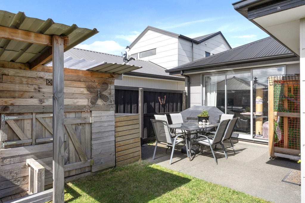 7 George West Square, Wigram, Christchurch - Carousel 2
