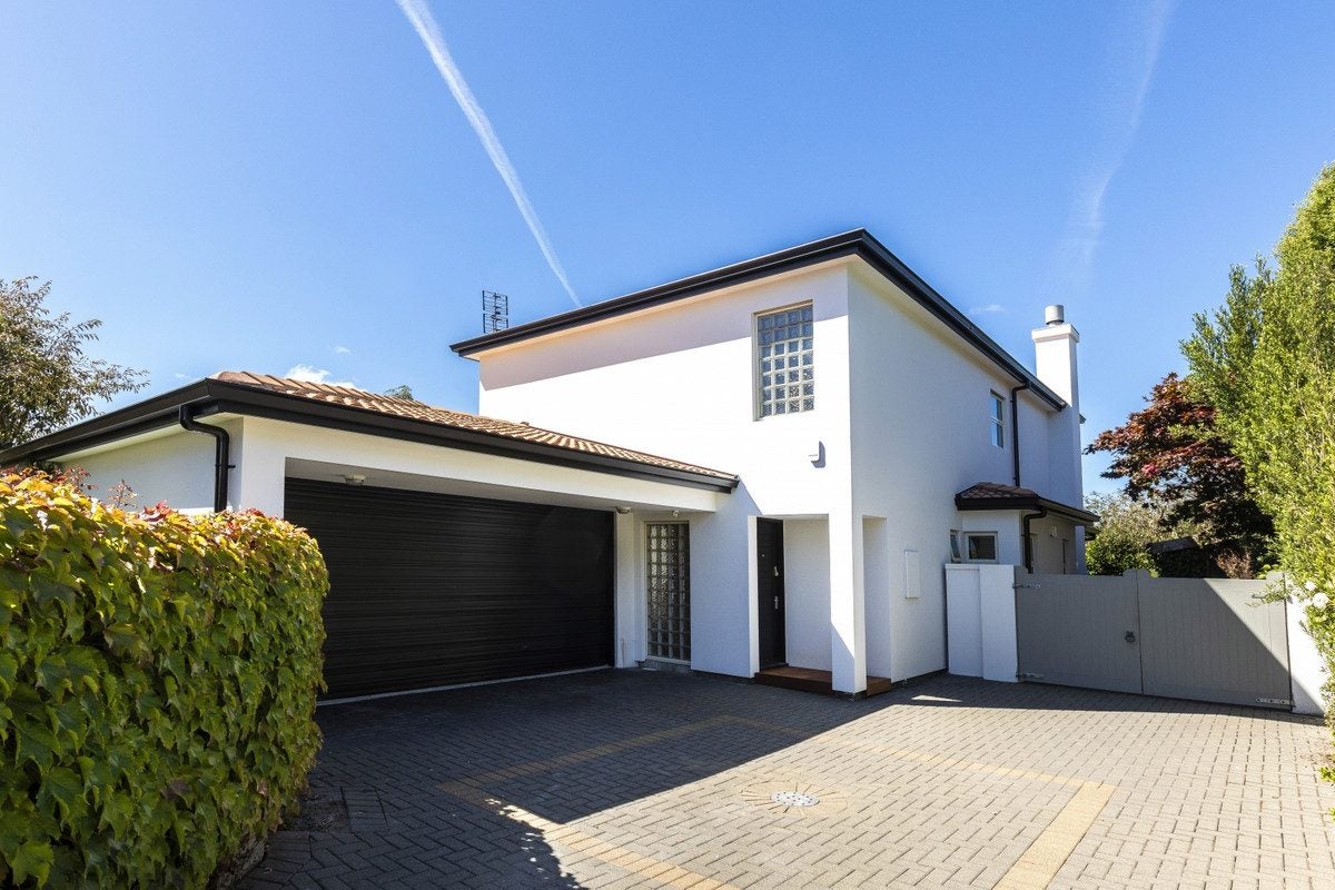 70 Saint James Avenue, Papanui, Christchurch - Carousel 1