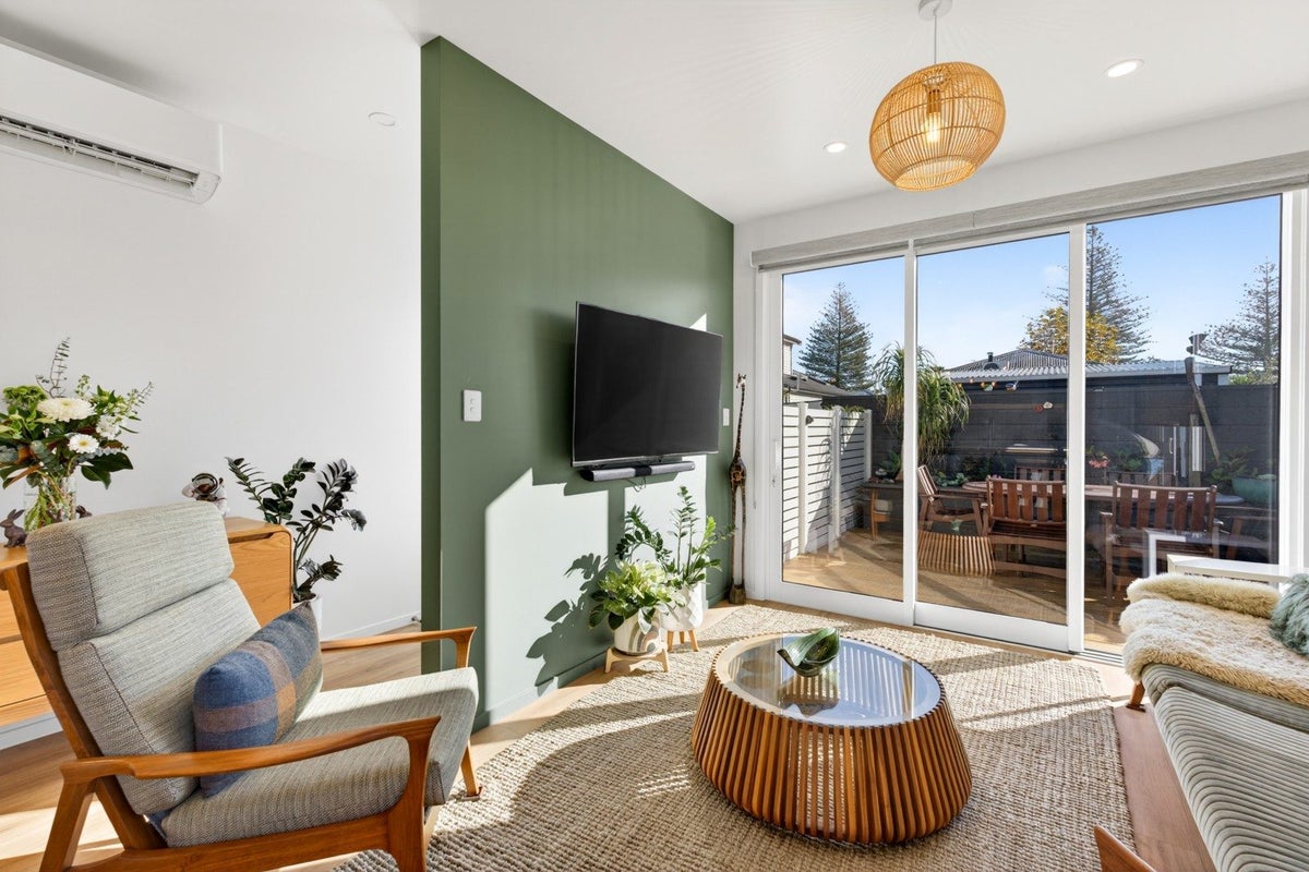 83A Waghorne Street, Ahuriri, Napier - Carousel 1