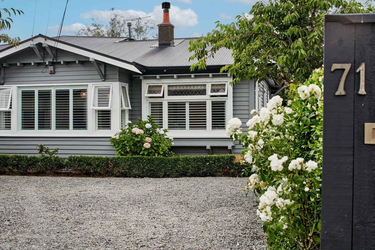 71 Hautana Street, Woburn, Lower Hutt - Carousel 1