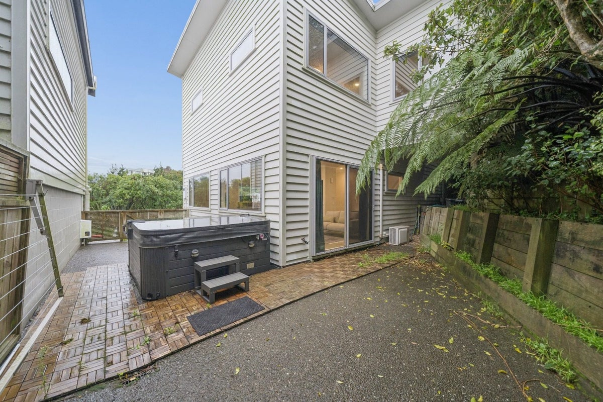 143 Ironside Road, Johnsonville, Wellington - Carousel 2