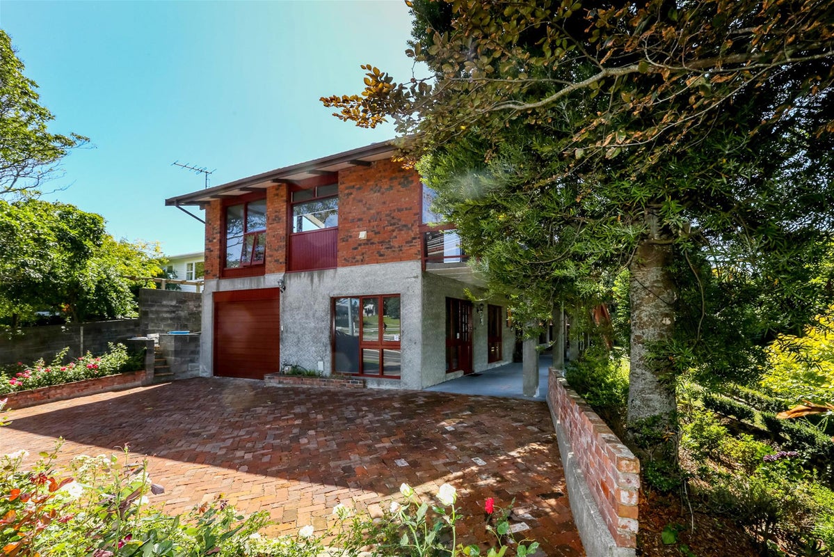 37 Northgate, Strandon, New Plymouth - Carousel 21