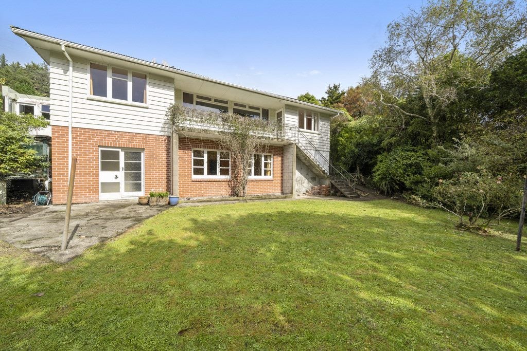 239 Plateau Road, Te Marua, Upper Hutt - Carousel 1