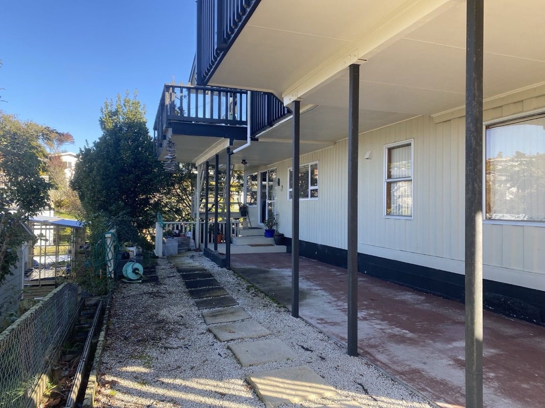 4 Alberta Street, Acacia Bay, Taupo - Carousel 2