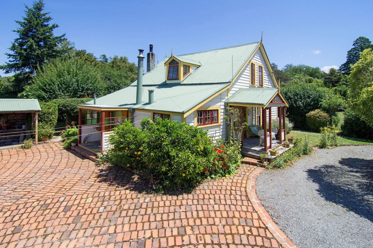 3228 State Highway 2, Clareville, Carterton - Carousel 1