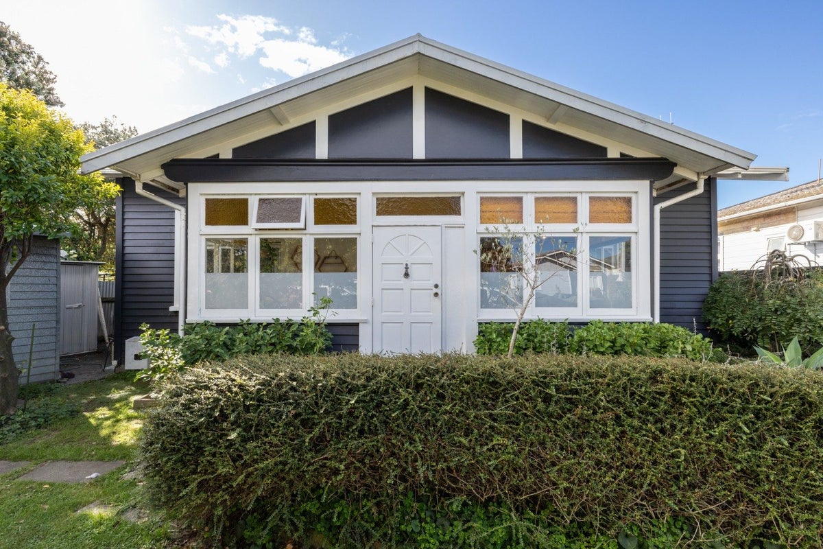 1 Mcdonald Street, Napier South, Napier - Carousel 2