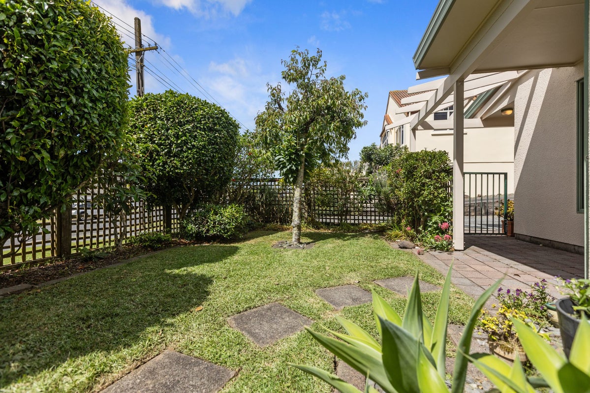 16A Wickham Place, Hairini, Tauranga - Carousel 1
