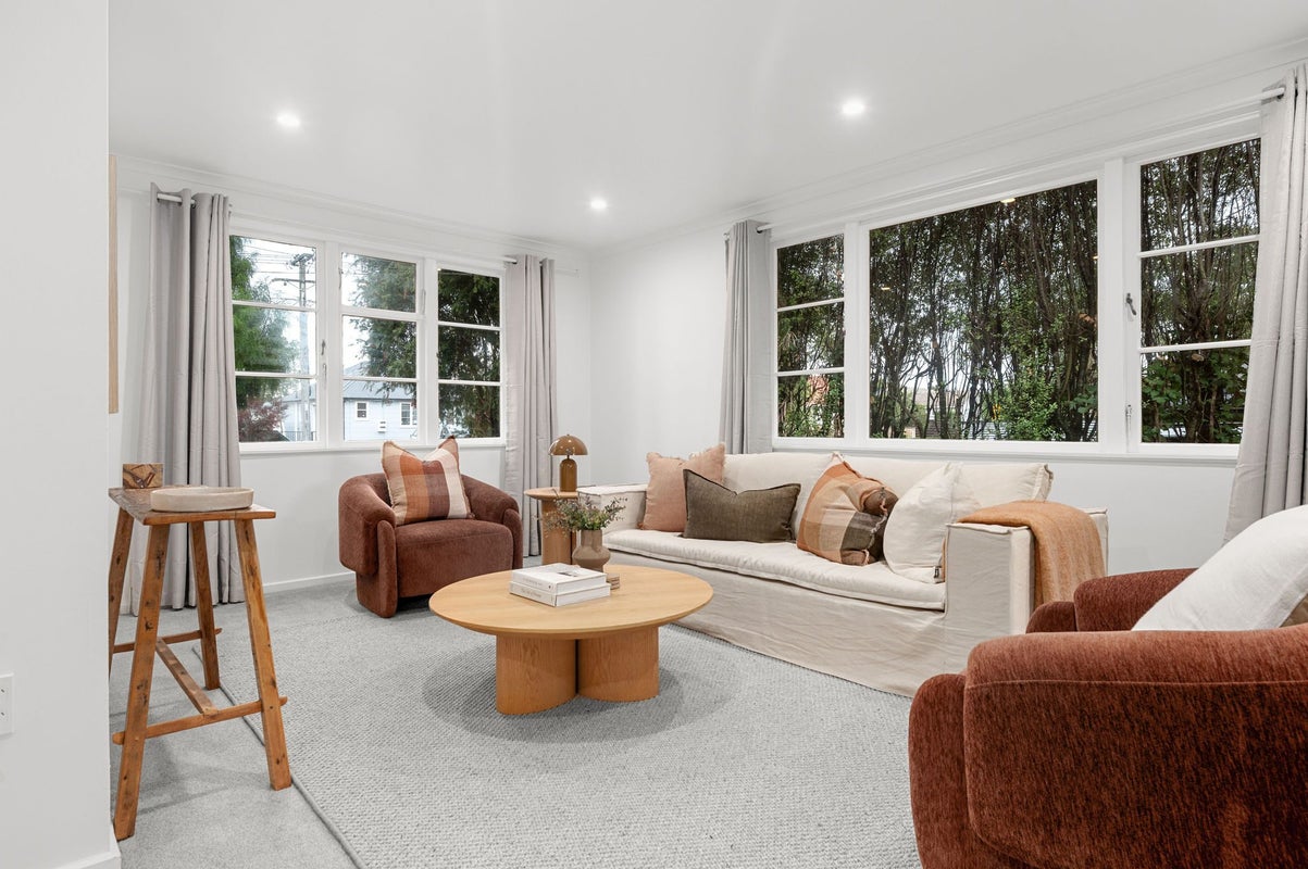 56 Alfred Street, Fairfield, Hamilton - Carousel 2