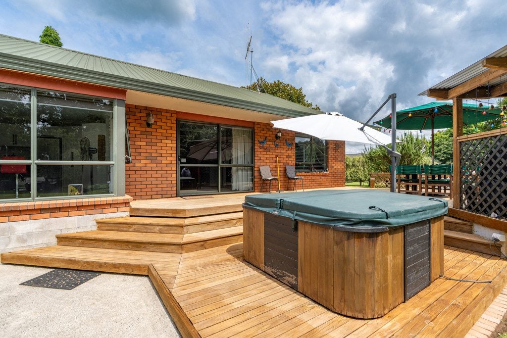 43 Willow Brook Lane, Te Kowhai - Carousel 1