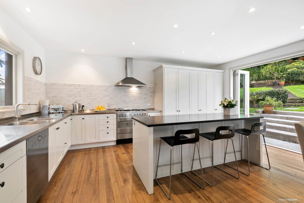 4 Maxfield Place, Epsom, Auckland - Carousel 2
