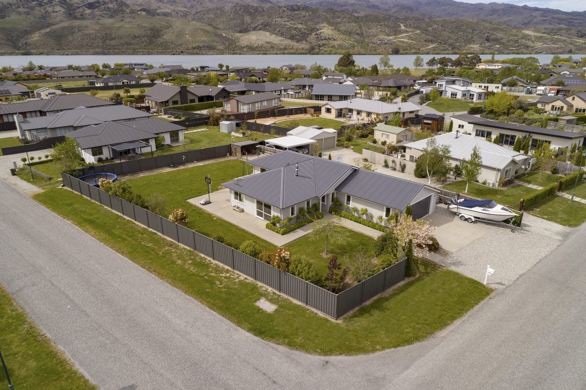 20 Missy Crescent, Mount Pisa, Cromwell - Carousel 1