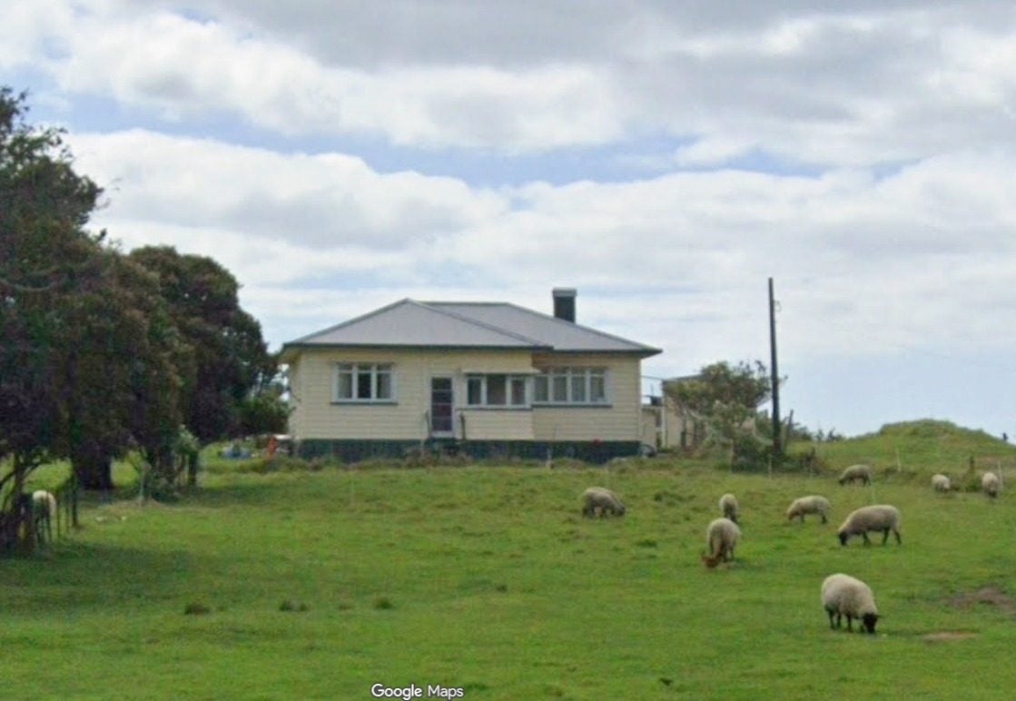 2915 State Highway 1, Waipu - Carousel 1