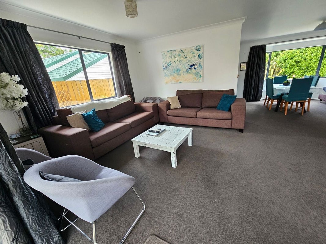 14B Te Aroha Street, Hamilton East, Hamilton - Carousel 2