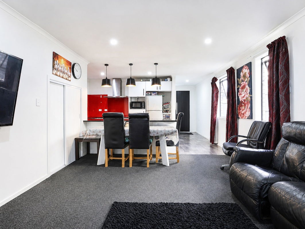 1/61 Cabourne Drive, Glenview, Hamilton, Waikato - Carousel 2