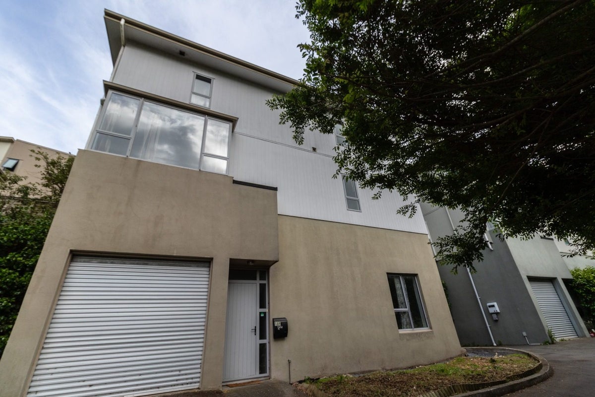 189 Happy Valley Road, Owhiro Bay, Wellington - Carousel 21