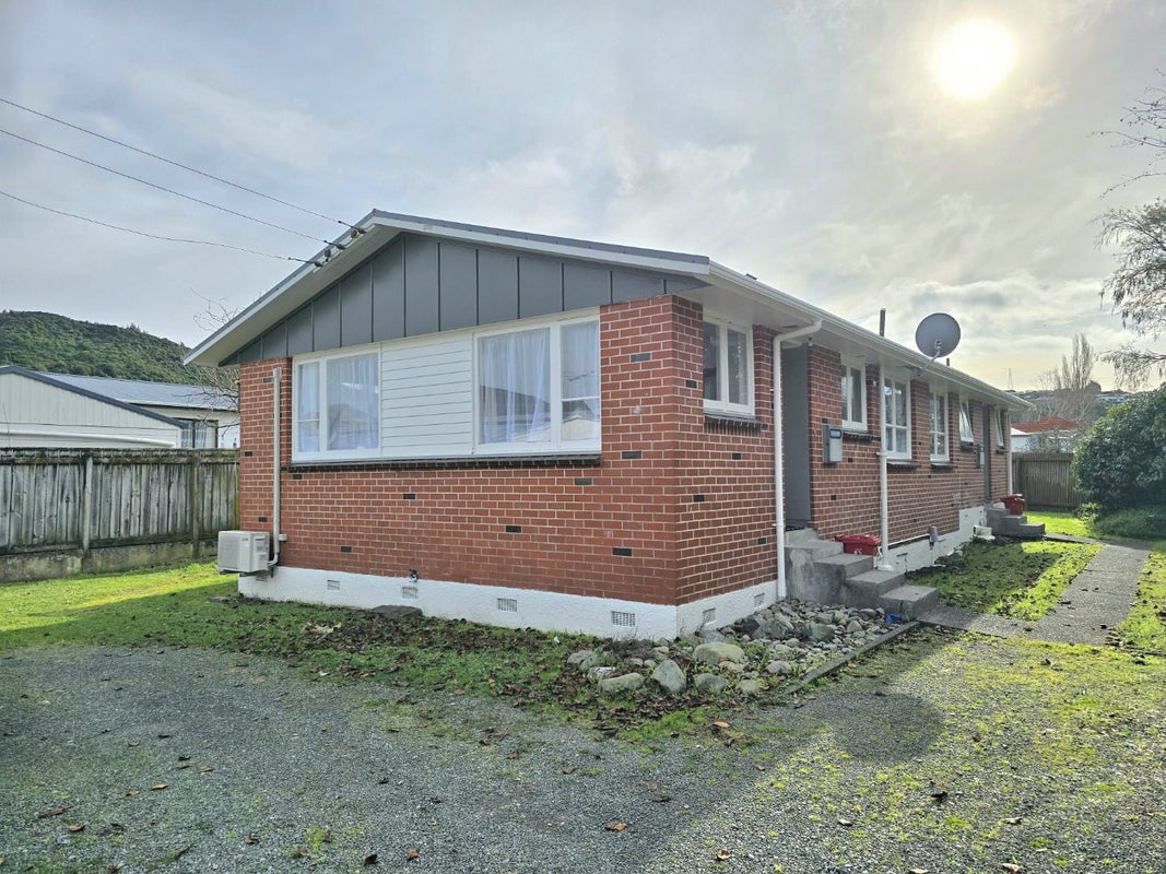 72A Shakespeare Avenue, Trentham, Upper Hutt - Carousel 1