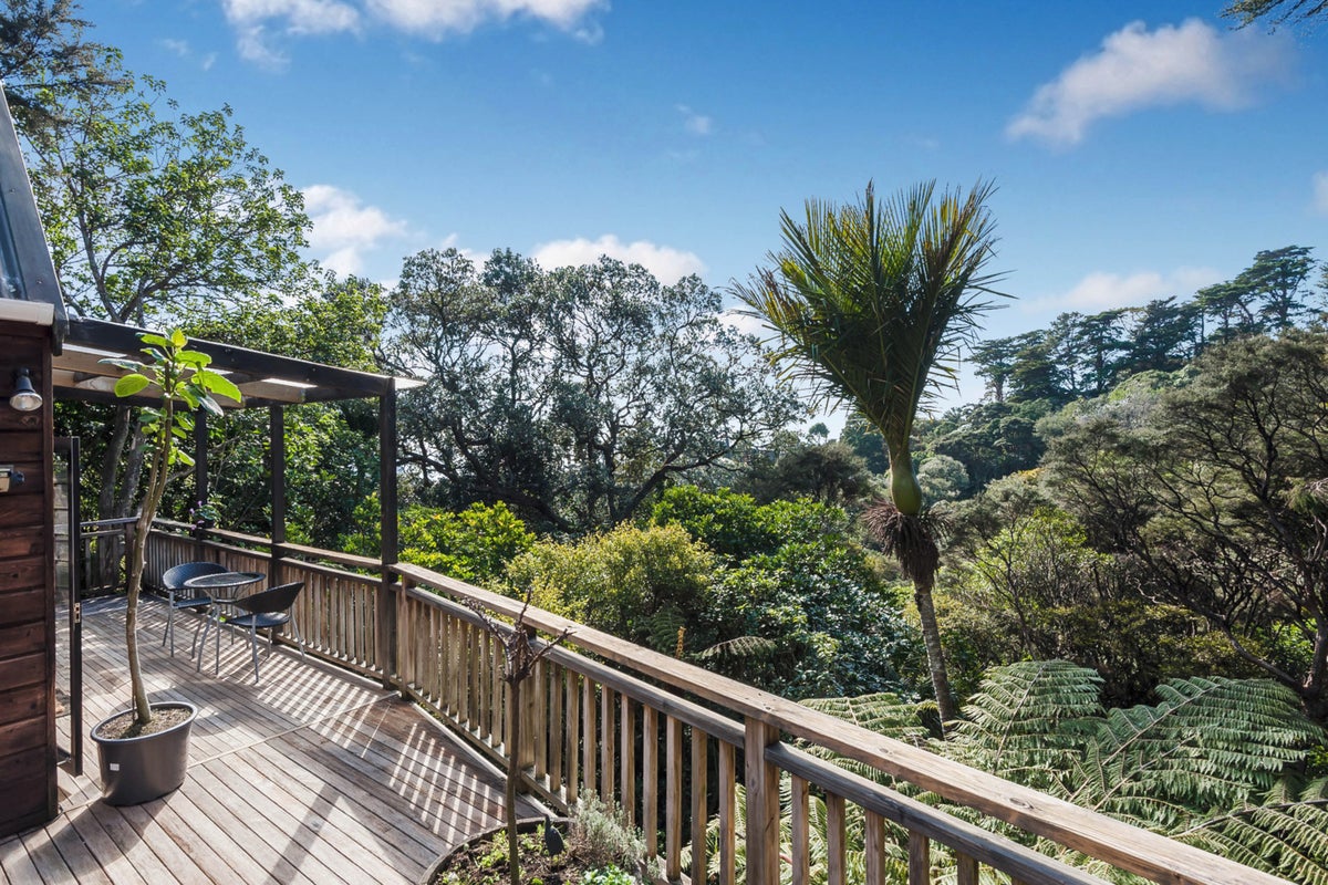 55 Trig Hill Road, Onetangi, Waiheke Island - Carousel 2