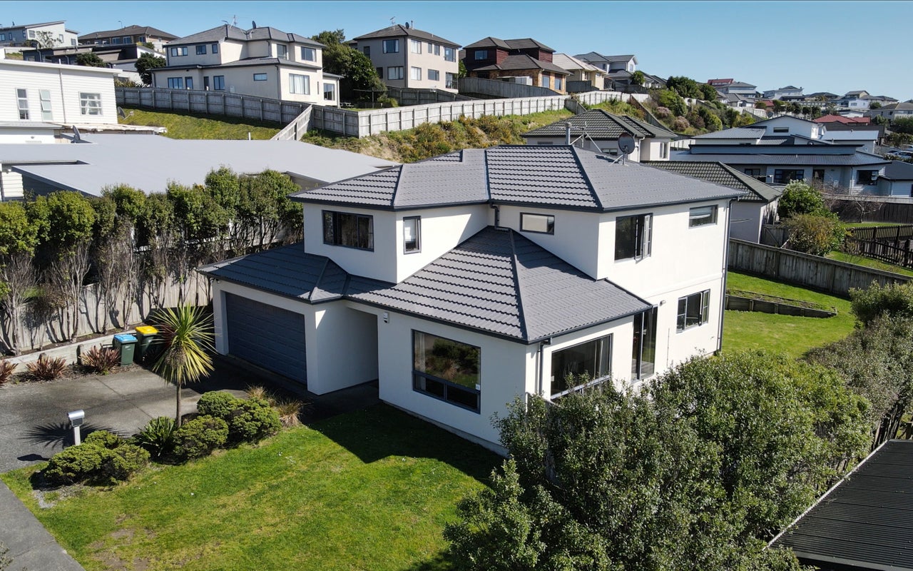 5 Kaweka Close, Aotea, Porirua - Carousel 2