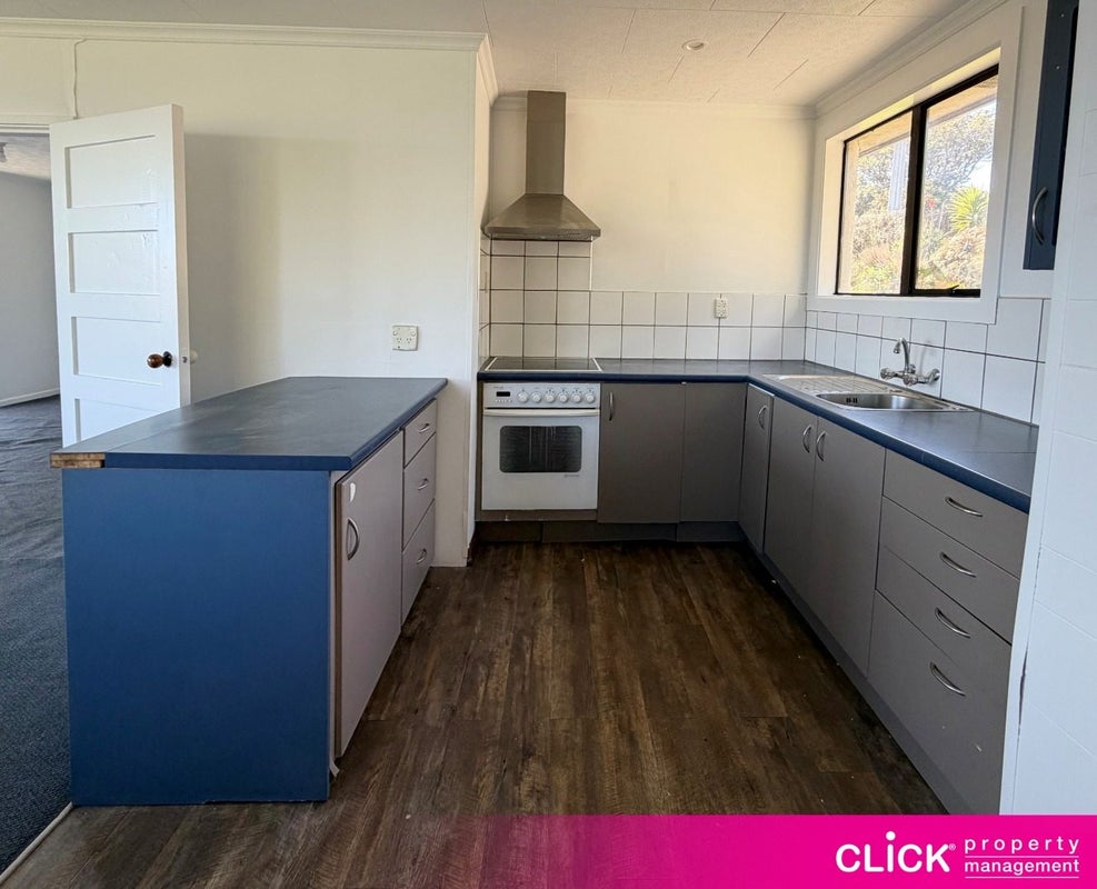 46 Columba Avenue, Calton Hill, Dunedin - Carousel 1