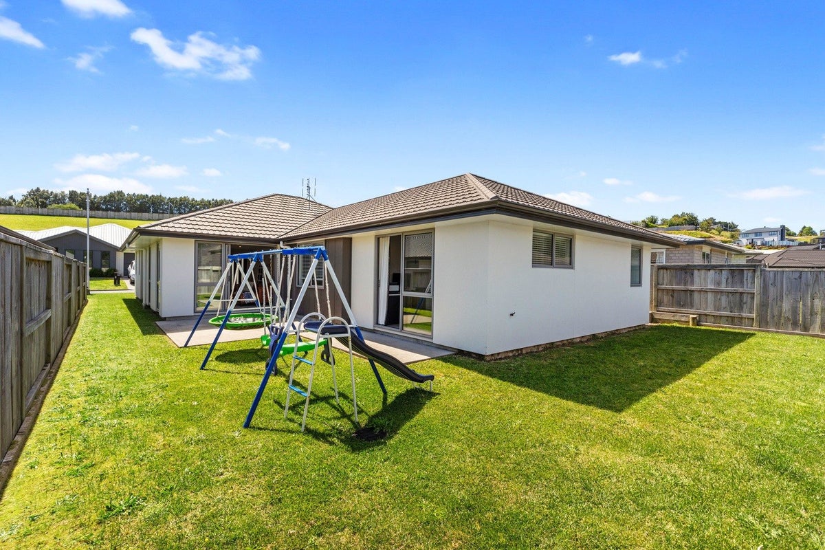 12 Kamokore Glade, Pyes Pa, Tauranga - Carousel 18