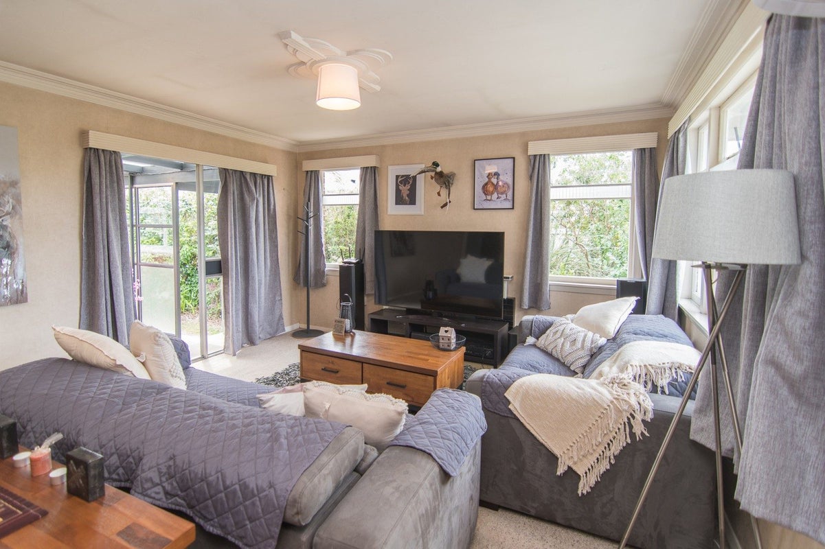 37 Craigie Avenue, Parkside, Timaru - Carousel 2