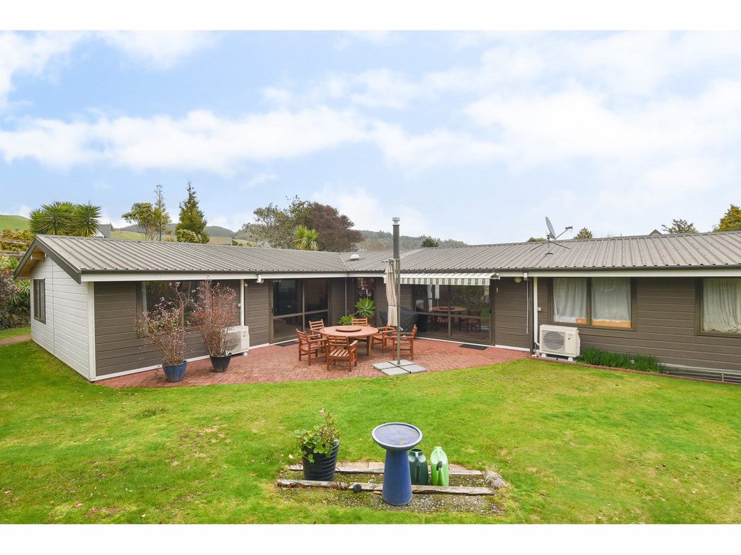14 Mark Place, Lynmore, Rotorua - Carousel 2