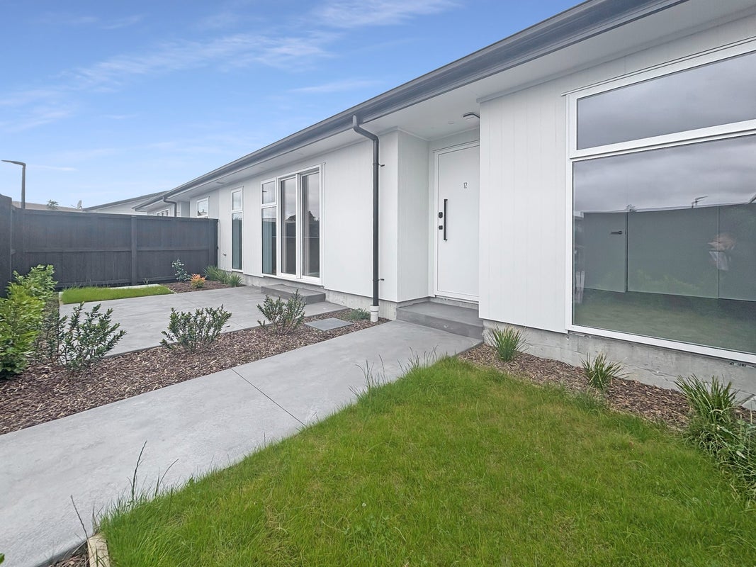 12/9C Cuffs Road, Wainoni, Christchurch - Carousel 1