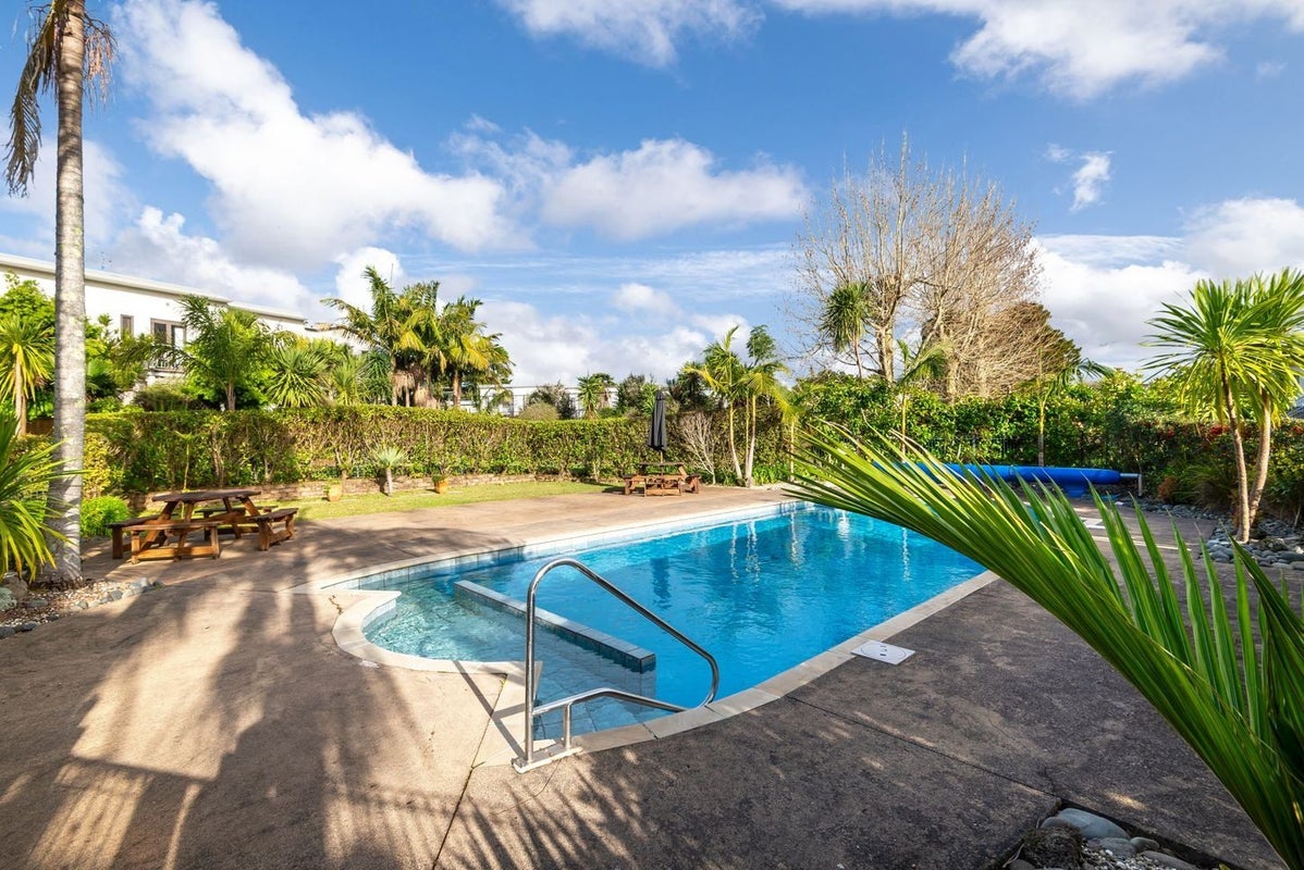 7/92 Bush Road, Albany, Auckland - Carousel 13