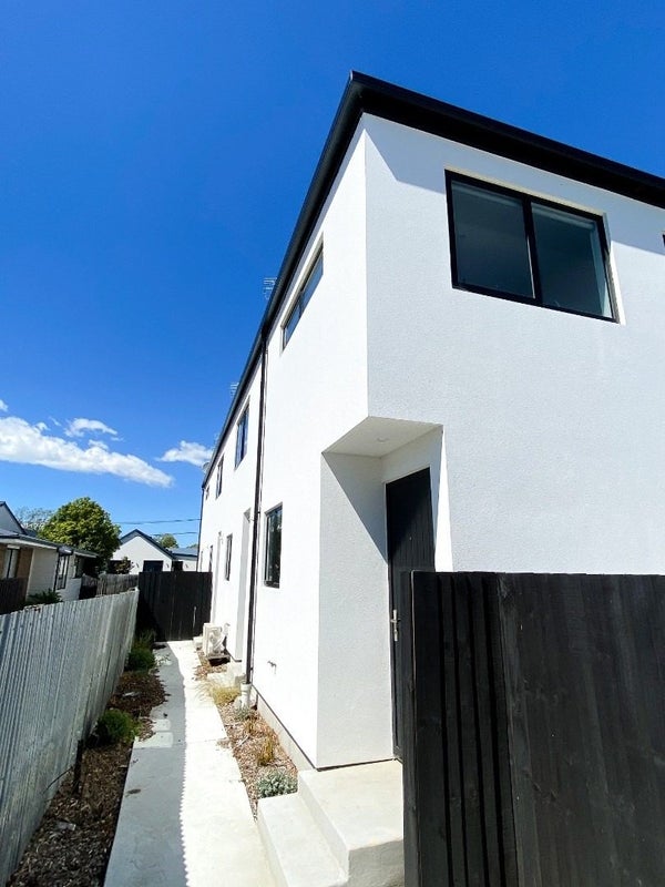 2/45 Heywood Terrace, Richmond, Christchurch - Carousel 1