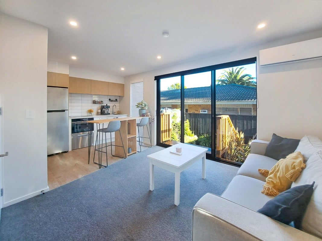3/48 Glen Road, Stokes Valley, Lower Hutt - Carousel 2