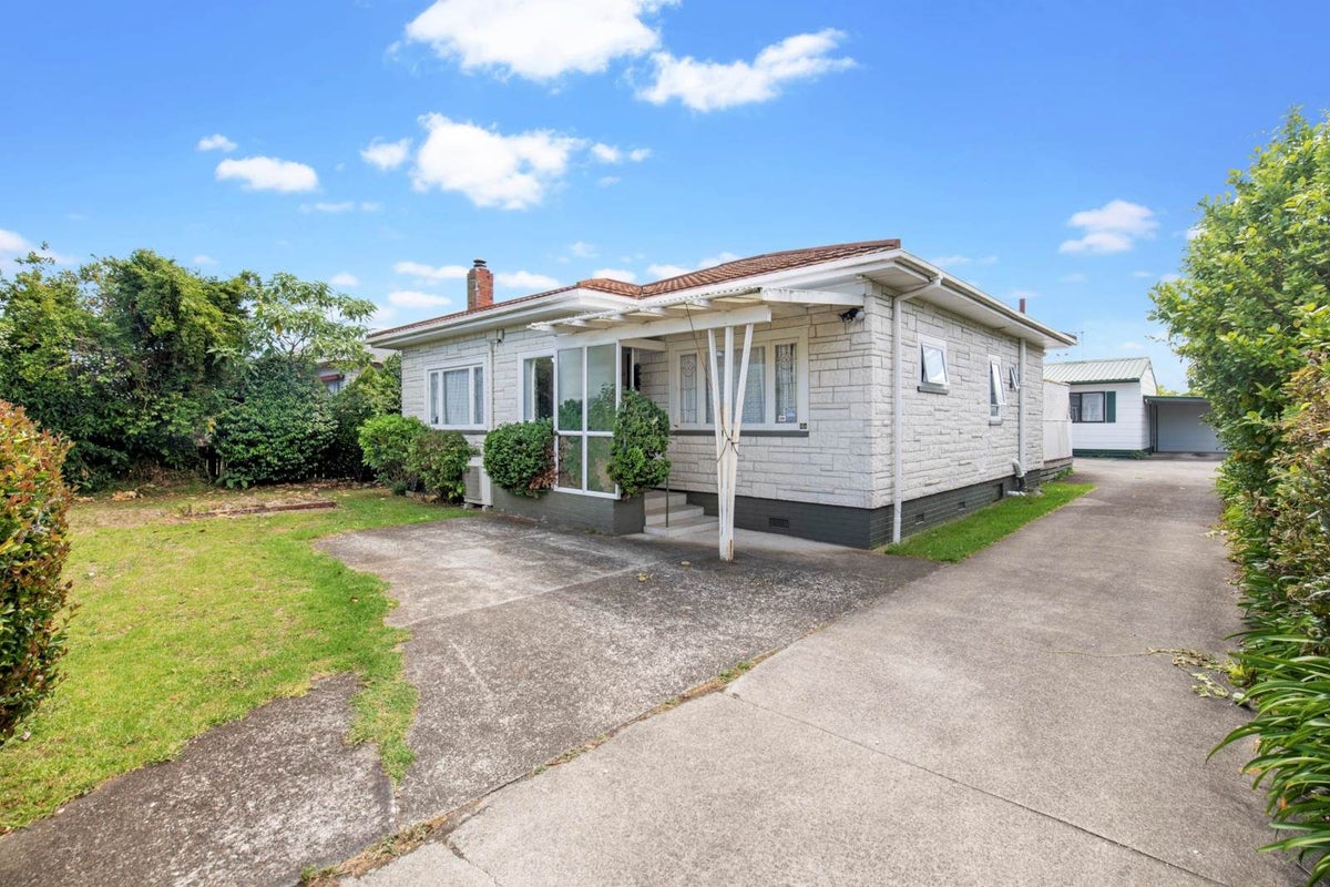 24 Wilmay Avenue, Papatoetoe, Auckland - Carousel 1